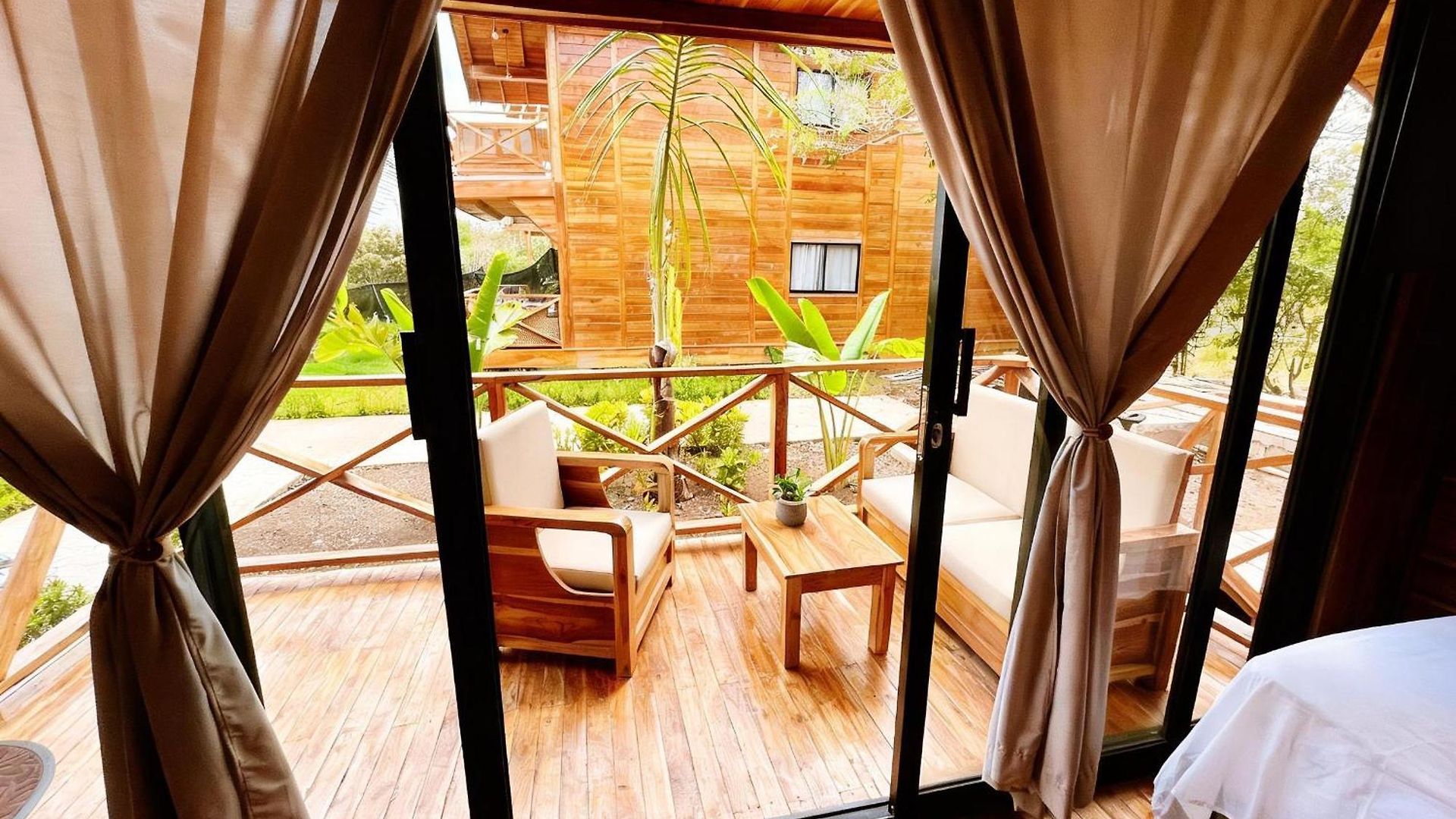 Hotel Eco Oasis Del Mar