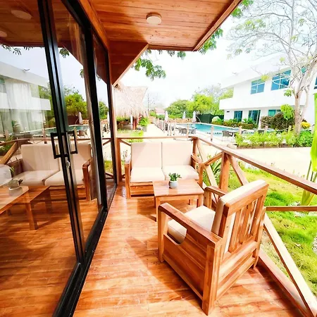 Eco Oasis Del Mar Hotel